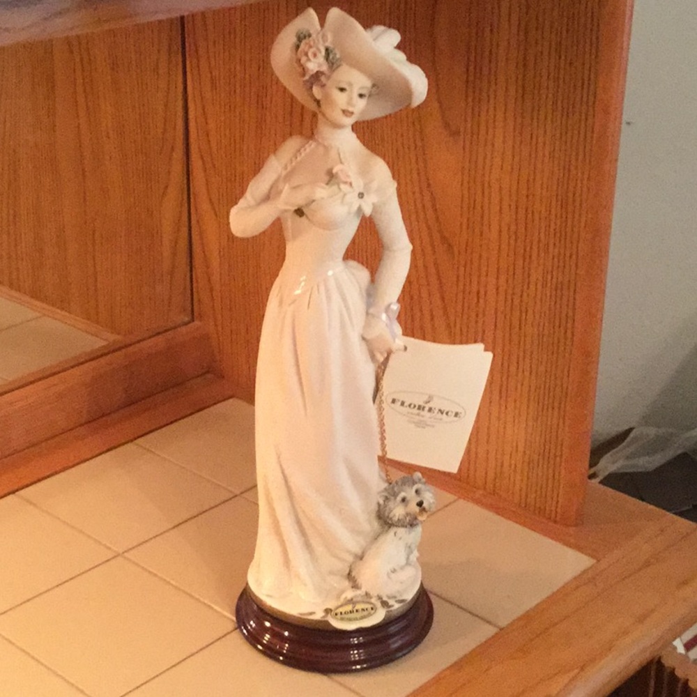 Giuseppe Armani figurine